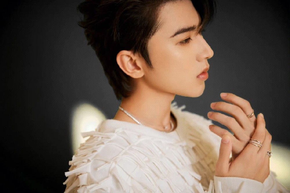 1688453452447044.jpeg 蔡徐坤.jpeg