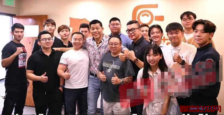 加州大学又出瓜,圣地亚哥分校李卓凡磕头道歉被拒绝只能无奈下海