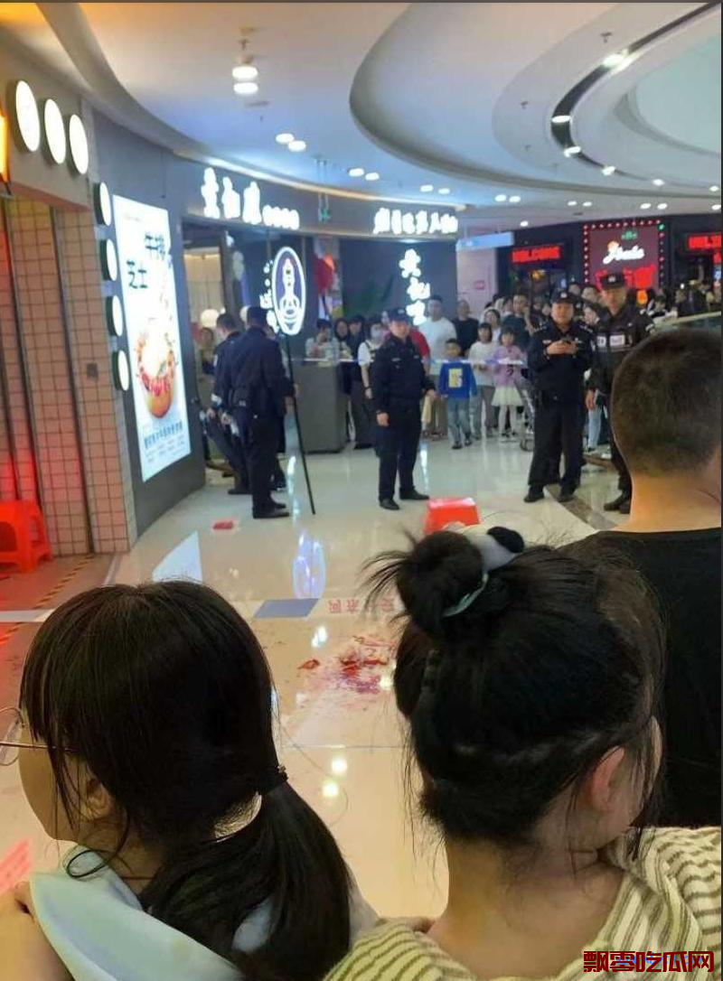 网传遂宁万达捅人事件,因老头与女下属有染男子拿剪刀捅老板事件