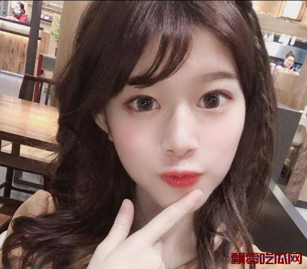 抖音人气超美女神恋儿又榜上榜一了:是爱情还是利益?