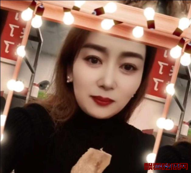 快手贝贝为了一点钱就被榜上大哥喊出来吃饭:拜金女还是拜金女?