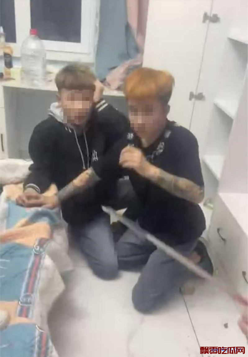 乌兰浩特市一精神小伙和大嫂乱来被抓:道德沦丧,令人发指