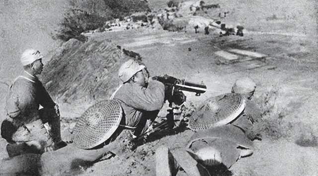 日军躲在炮楼内 ,八路军久攻不下,一老农路过却称:简单,让我来_日军躲在炮楼内 ,八路军久攻不下,一老农路过却称:简单,让我来_