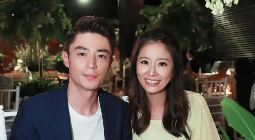 _明星官宣恋情句子_近期宣布恋情的明星