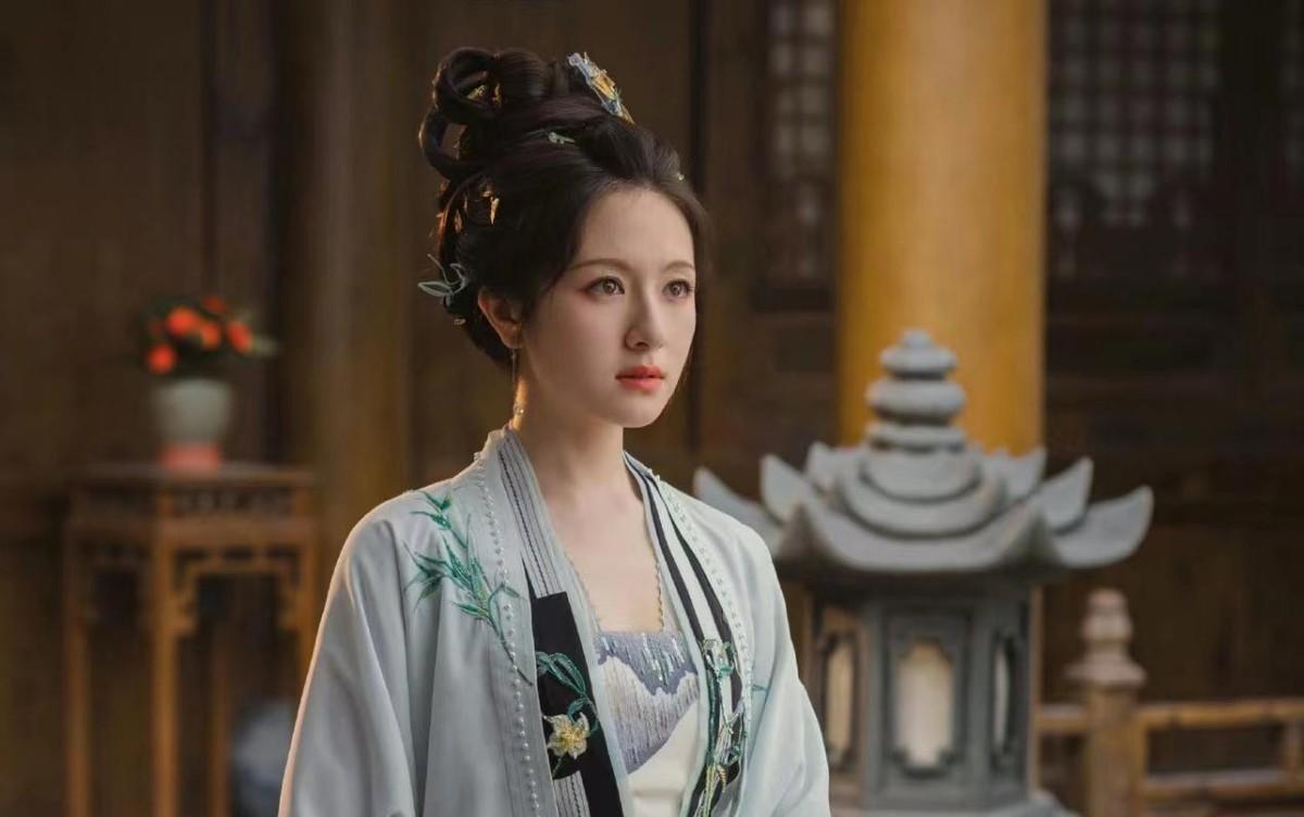 _惊艳首映_《九重紫》首播将至,女演员一个比一个惊艳,光预告就看了5遍