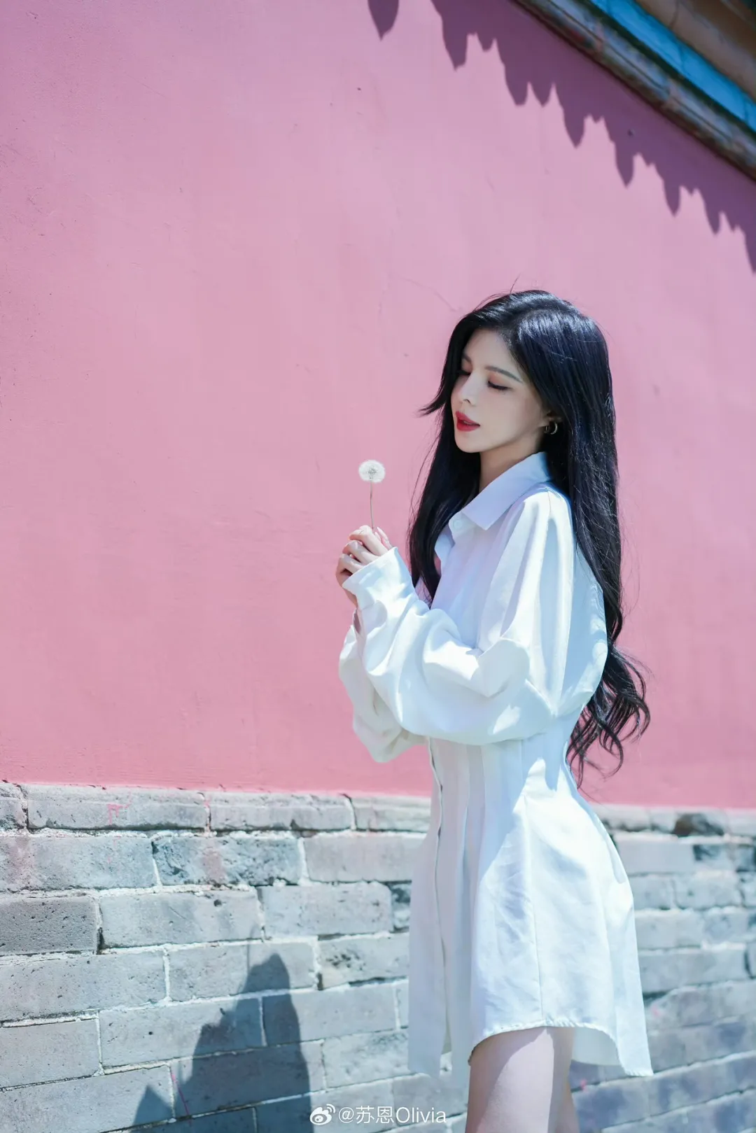 女主播苏恩放弃直播行业?称不赚钱,想要逐梦娱乐圈却梦想破碎;称自己现在只想要有工作,或者是未婚先孕都行!网友:怀孕也算工作?