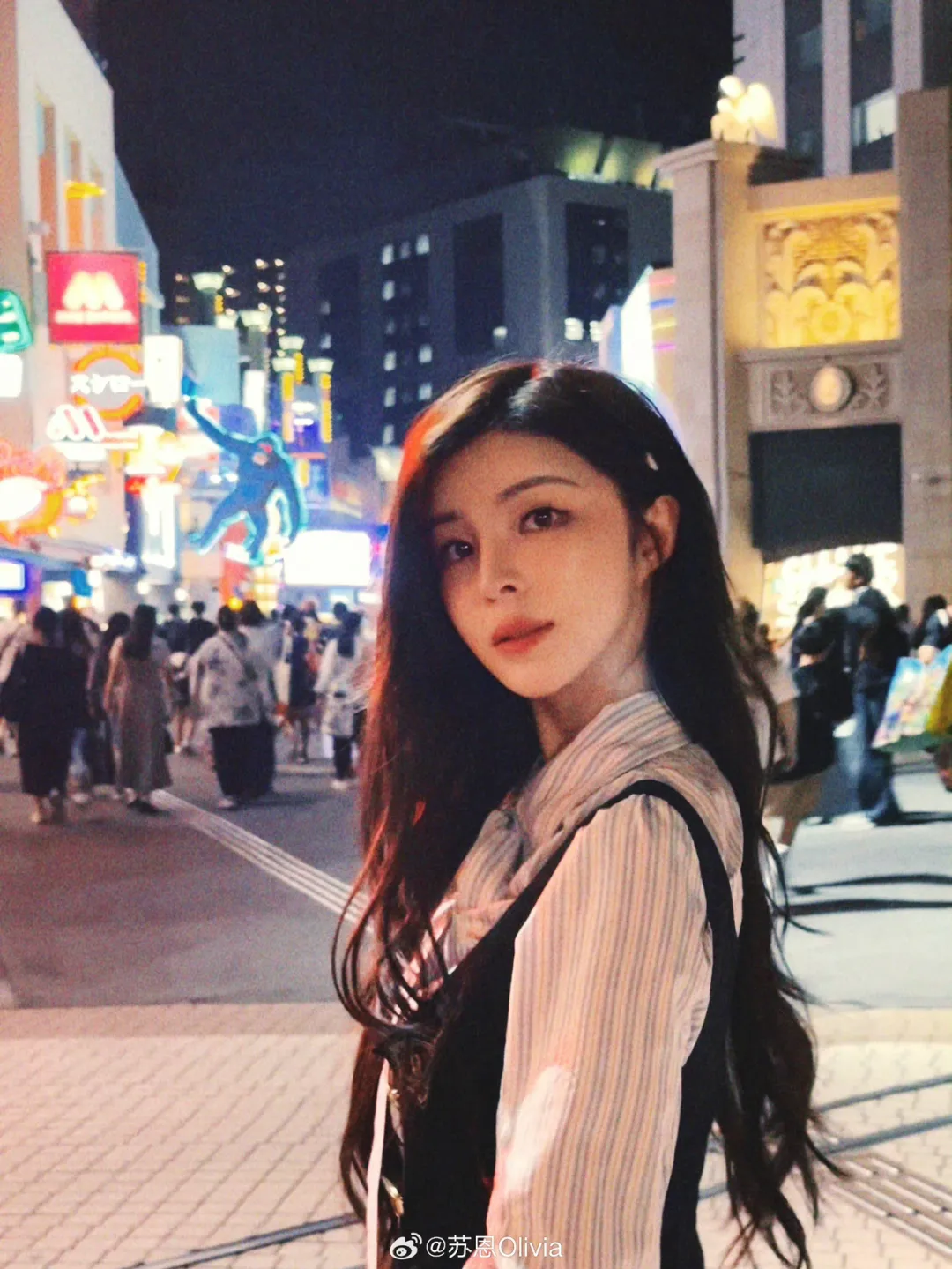 女主播苏恩放弃直播行业?称不赚钱,想要逐梦娱乐圈却梦想破碎;称自己现在只想要有工作,或者是未婚先孕都行!网友:怀孕也算工作?