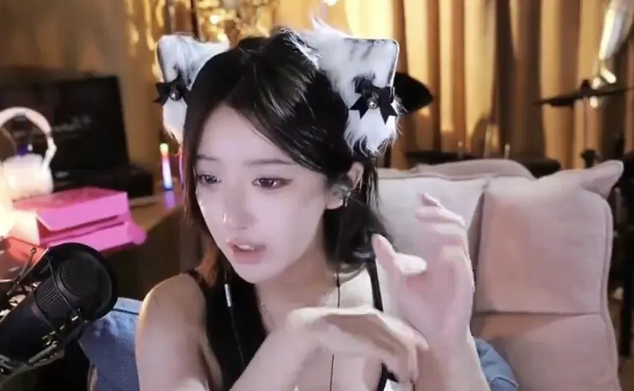 呆妹儿生日愿望:和蛋糕一样大!大方展示礼物,引发网友热议!