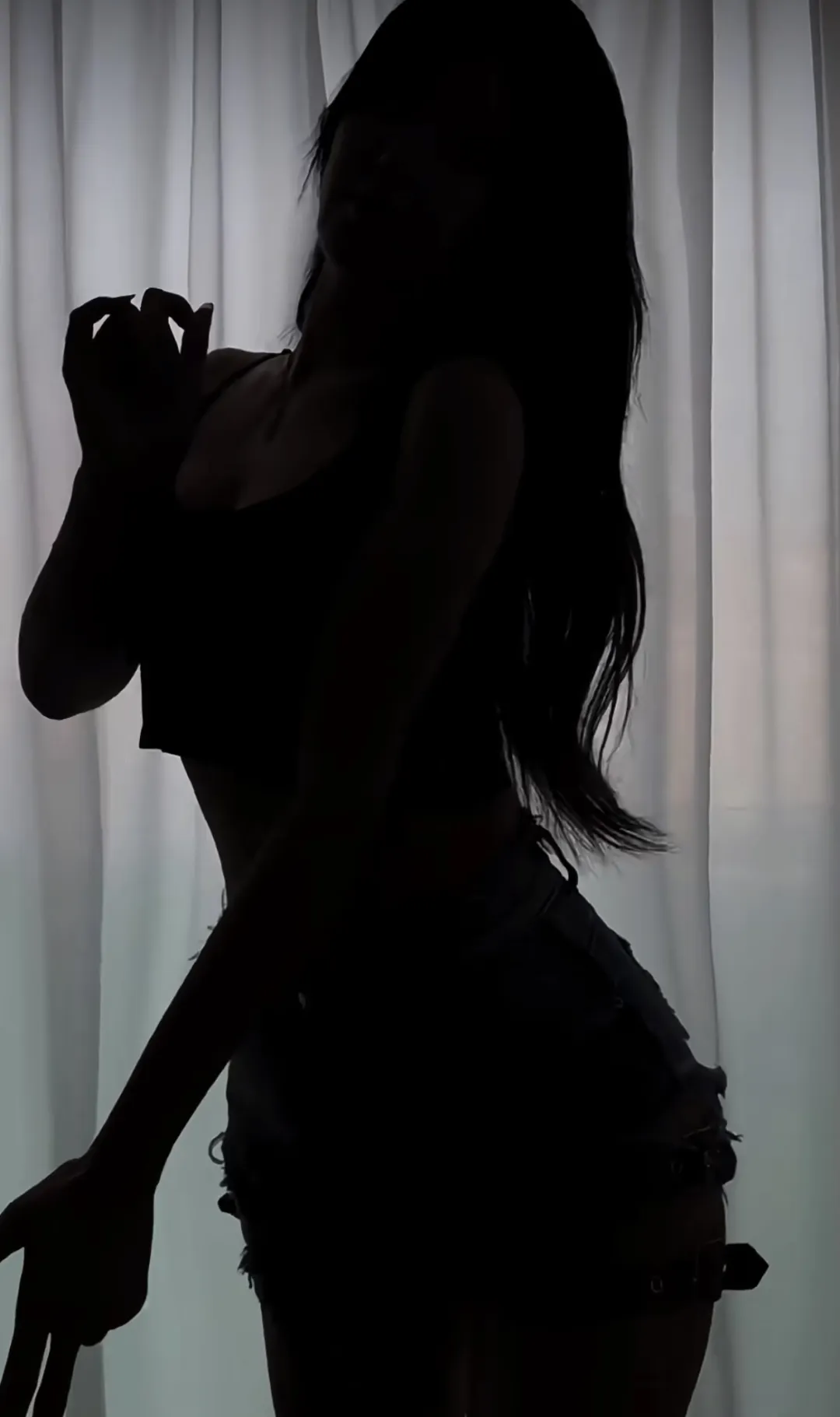 呆妹儿生日愿望:和蛋糕一样大!大方展示礼物,引发网友热议!