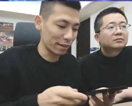 旭旭宝宝称王者荣耀凉了,DNF都不会凉?因为曾经的王者一哥张大仙都不播王者荣耀了!