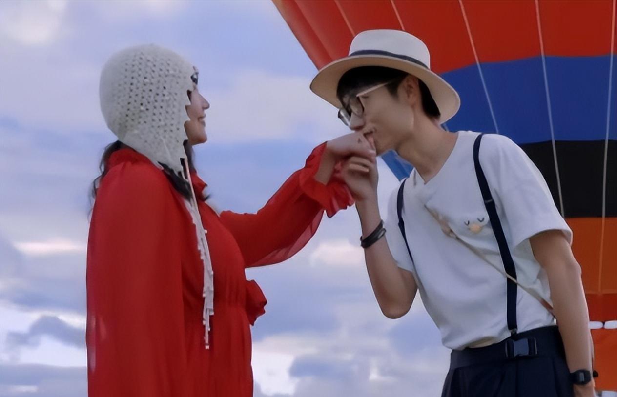 麦琳 ,无公婆,儿女双全,嫁985高材生李行亮 ,为何还是不幸福?__麦琳,无公婆,儿女双全,嫁985高材生李行亮 ,为何还是不幸福?