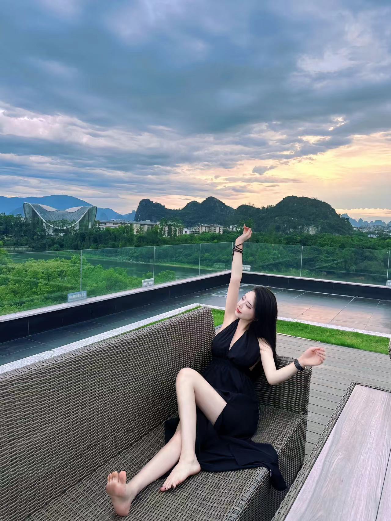 51吃瓜fun吃瓜网军训:青春的汗水与欢笑交织,带你领略不一样的军训故事