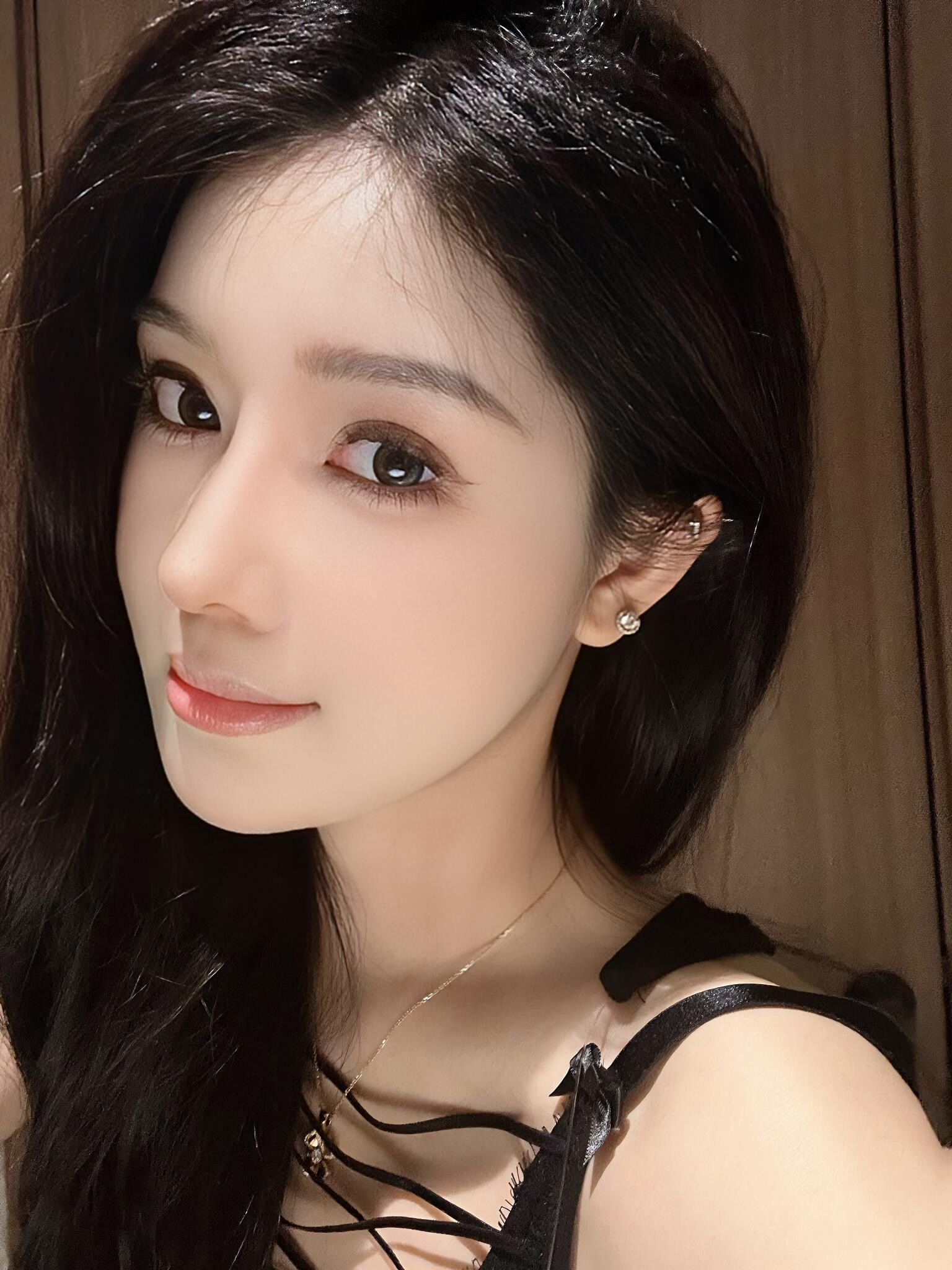 吃瓜看瓜网页面布局与观看体验分析:简洁设计下的优缺点