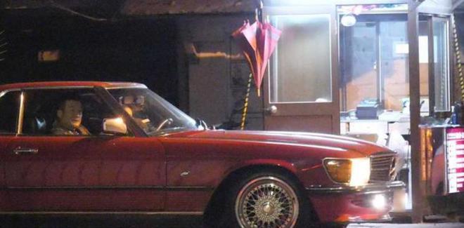 61岁孙兴牵着54岁林美贞回家 ,十指紧扣像初恋,恭喜他们!_61岁孙兴牵着54岁林美贞回家,十指紧扣像初恋 ,恭喜他们!_