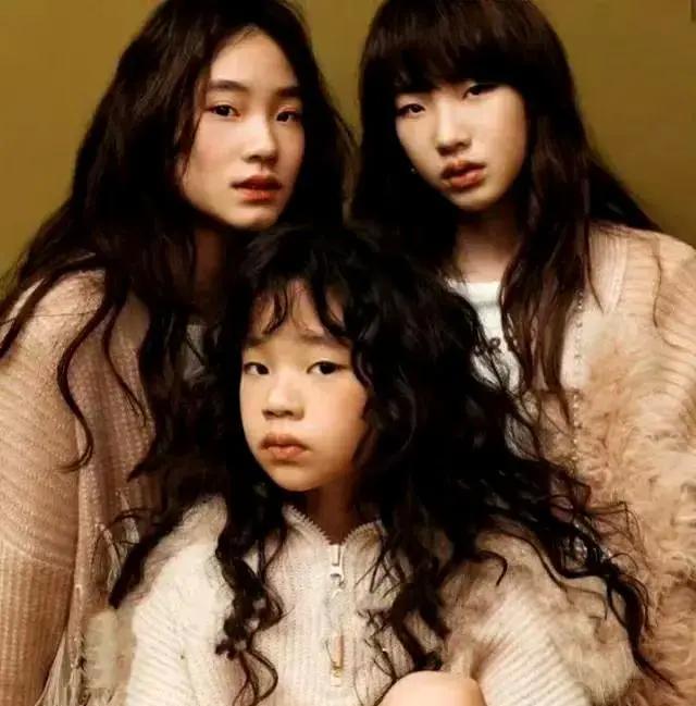 S家族许雅钧的神奇“隐身术”,出钱运送大S骨灰成为他的人生高光时刻,小S就这样被老公拿捏住命门_S家族许雅钧的神奇“隐身术” ,出钱运送大S骨灰成为他的人生高光时刻,小S就这样被老公拿捏住命门_