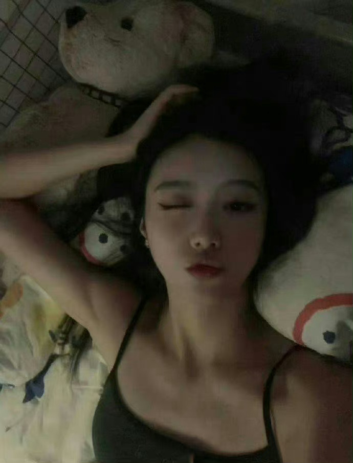 夸克吃瓜网官网:娱乐爆料与社会奇闻一网打尽,最新八卦资讯尽在这里