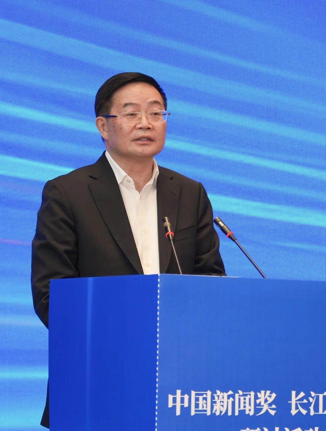 中国记协党组书记刘思扬:通过两奖评选,推动新闻媒体重塑思维观念__中国记协党组书记刘思扬:通过两奖评选,推动新闻媒体重塑思维观念