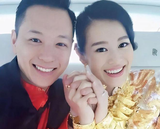 老公夜店摸臀她却率闺蜜团点赞?半独立半封建的港女们请别再卑微_老公夜店摸臀她却率闺蜜团点赞?半独立半封建的港女们请别再卑微_