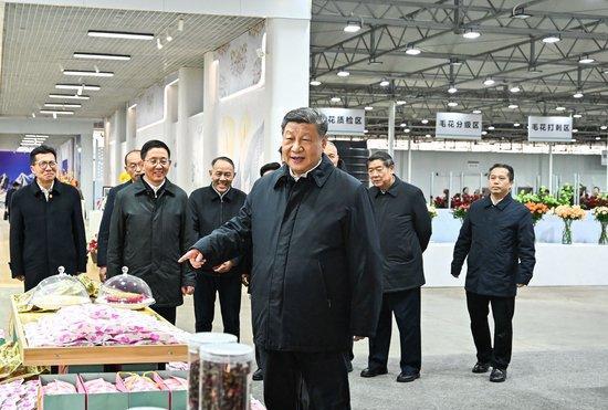 滇黔线指哪些地方__滇桂黔边区党委扩大会议