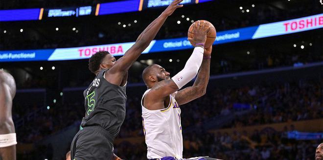 森林狼湖人常规赛视频__湖人横扫森林狼