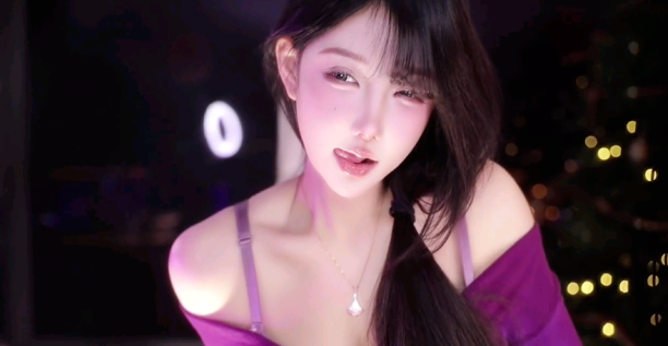 米娜地图语音包上线,声线迷人!游戏主播查房米娜被封禁,游戏主播:咋滴米娜有特权?自己直播间不封,自己查房还被封?