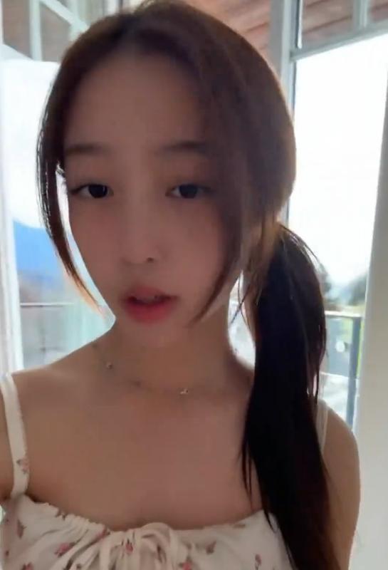 赵薇颜值_赵薇颜值变化视频_