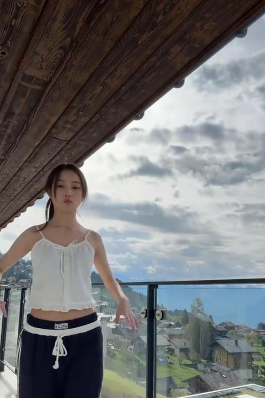 赵薇颜值变化视频__赵薇颜值