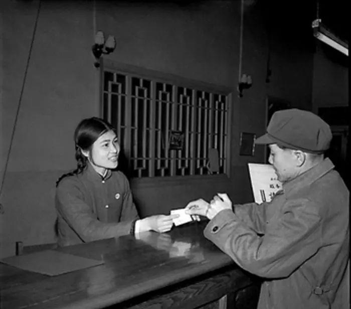 爸爸撞车_爸爸开车撞人_