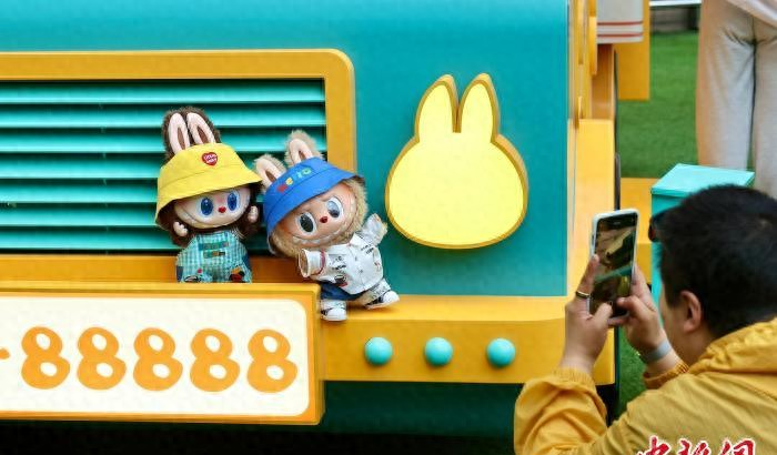 _成果彰显_年度成果展示