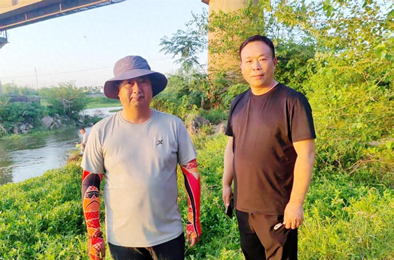 _捞鱼落水_钓鱼落水视频