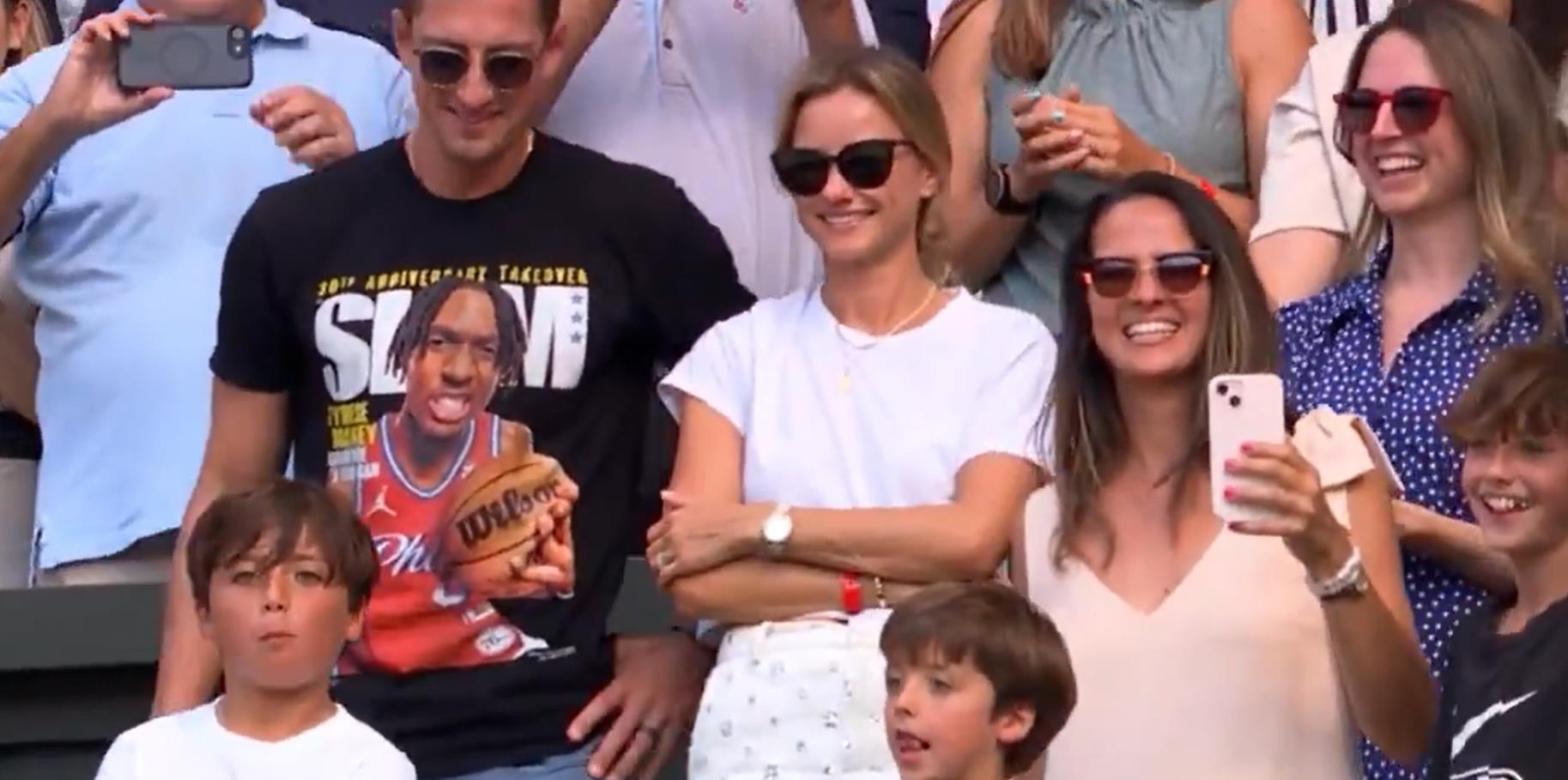 _昔日天才少女闪亮回归,淘汰萨巴伦卡晋级温网决赛 ,获胜后她说“好不真实啊”_昔日天才少女闪亮回归,淘汰萨巴伦卡晋级温网决赛,获胜后她说“好不真实啊”