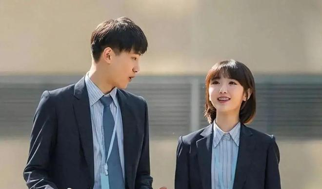 《三十而已》槽点如此密集,还是高分 ,原因在这__《三十而已》槽点如此密集,还是高分,原因在这