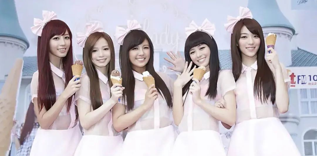 说他是玩咖从良?爱情长跑13年,这下终于要结婚了?__说他是玩咖从良?爱情长跑13年,这下终于要结婚了?