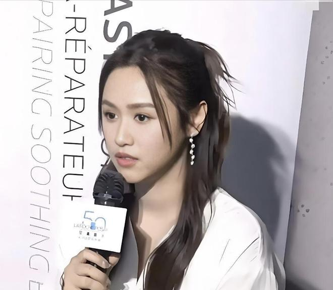 为孙低头!张兰喊话S家停战 ,小S转移资产消费亡姐遭全网抵制_为孙低头!张兰喊话S家停战,小S转移资产消费亡姐遭全网抵制_