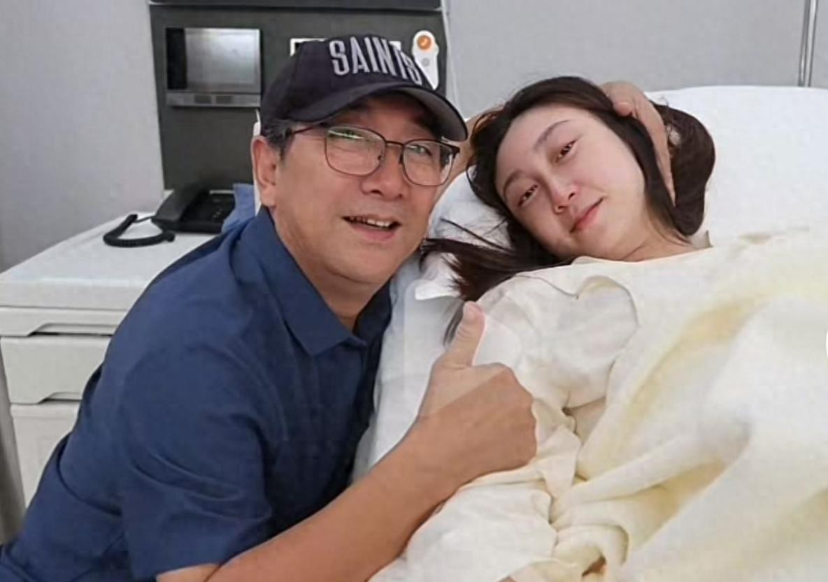 发烧期间怀孕了有事吗__发烧怀孕的几率是多少