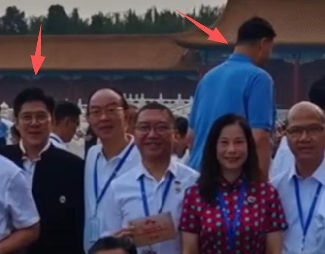 嫁得晚的姑娘都嫁得好__妻子被丈夫赶出门电影