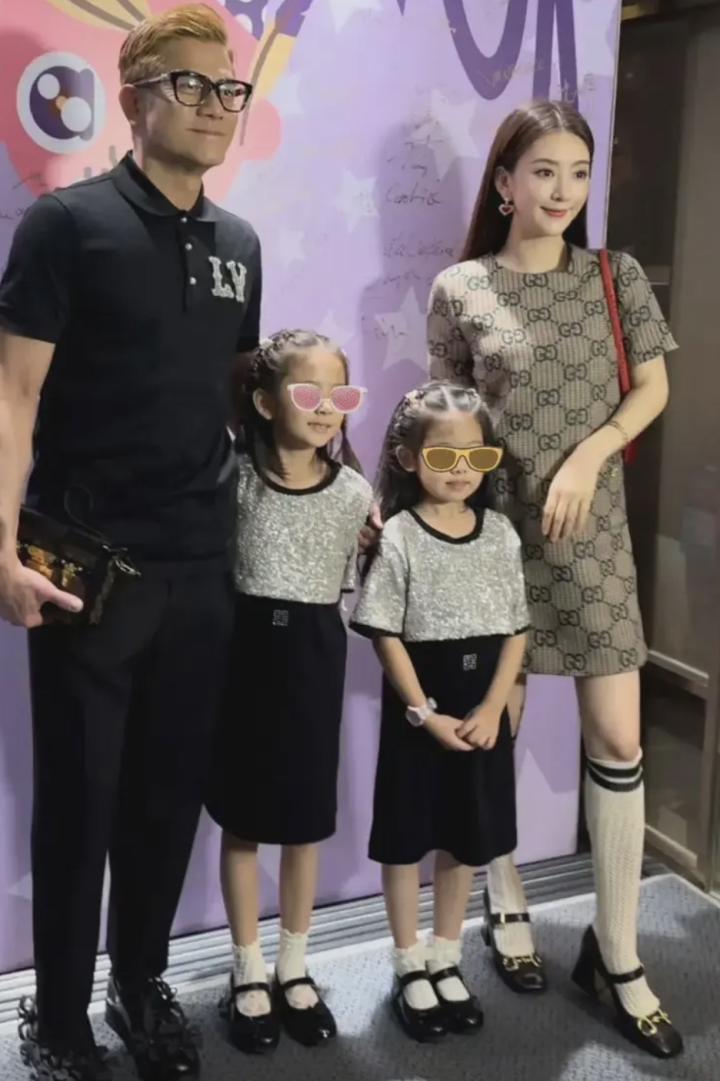 郭富城生日派对:方媛奢华裙装惊艳全场